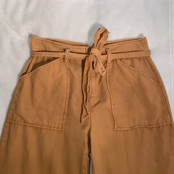 BDG Cropped Wide-Leg Belted Pants- size 6 - Picture 3 of 6